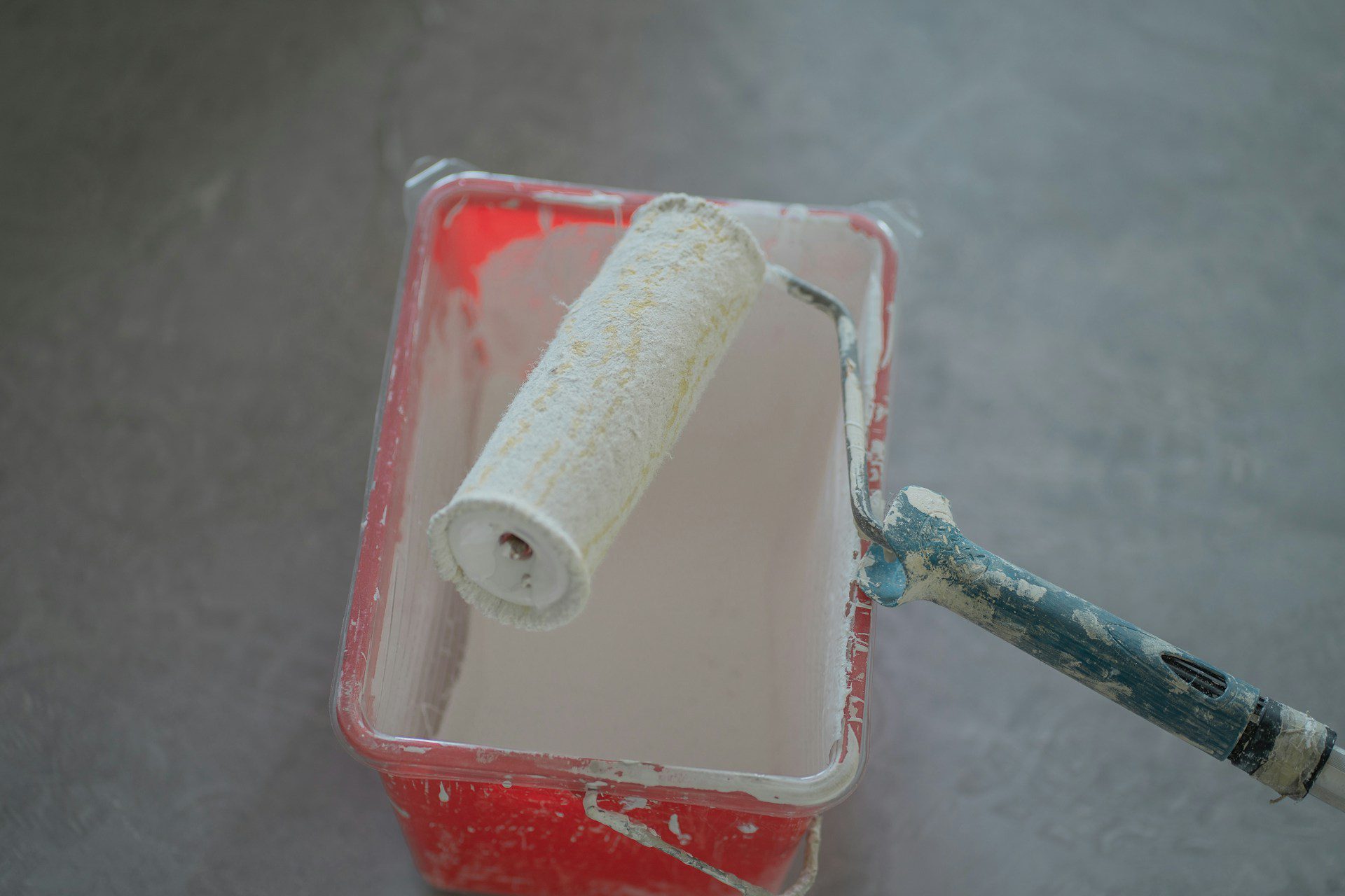 How to Prepare Exterior Surfaces for Long-Lasting Paint